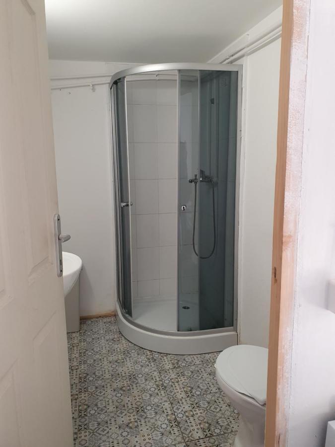 Hostal Nord Poshtel
