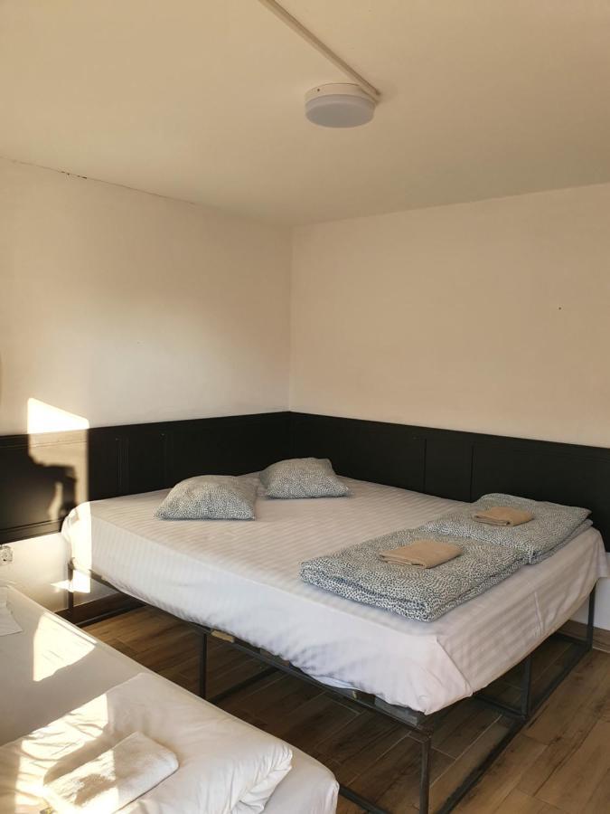 Hostal Nord Poshtel