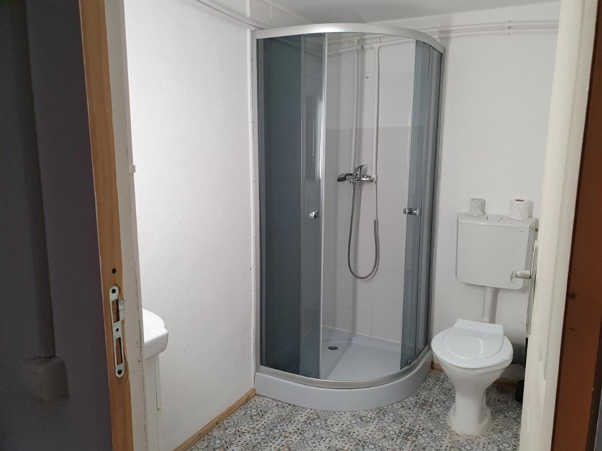 Hostal Nord Poshtel *